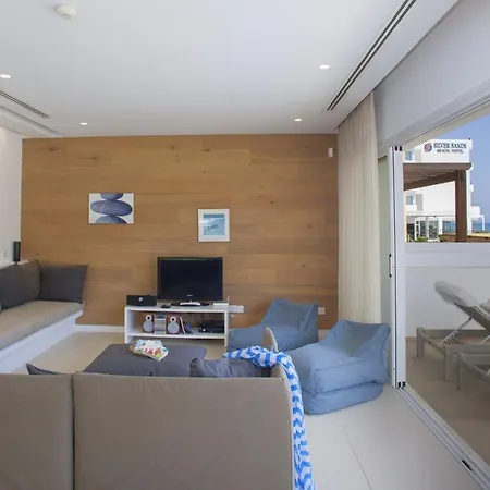 Goodness Offers Magnificent Coastal Views Villa *