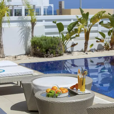 Goodness Offers Magnificent Coastal Views Villa *