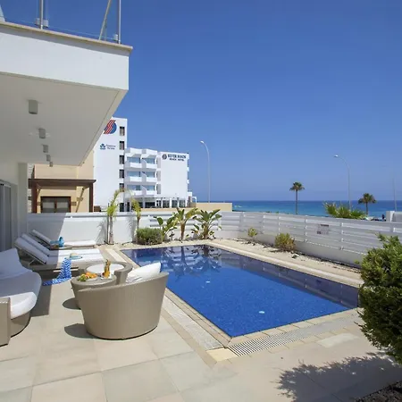 Villa Goodness Offers Magnificent Coastal Views Protarász