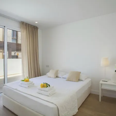 Goodness Offers Magnificent Coastal Views Villa *