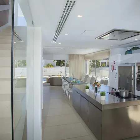 Goodness Offers Magnificent Coastal Views Villa *